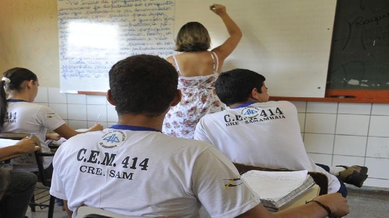 Evento com 2 mil participantes vai propor novas políticas educacionais