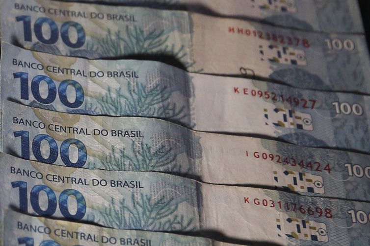 Poupança tem entrada líquida de R$ 1,3 bi em março