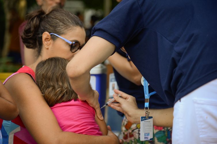 Casos de coqueluche crescem 768% no estado de São Paulo