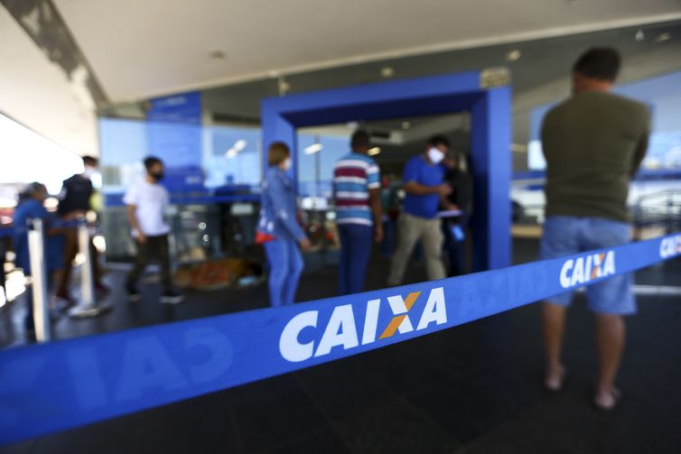 Caixa paga Bolsa Família a beneficiários com NIS de final 8