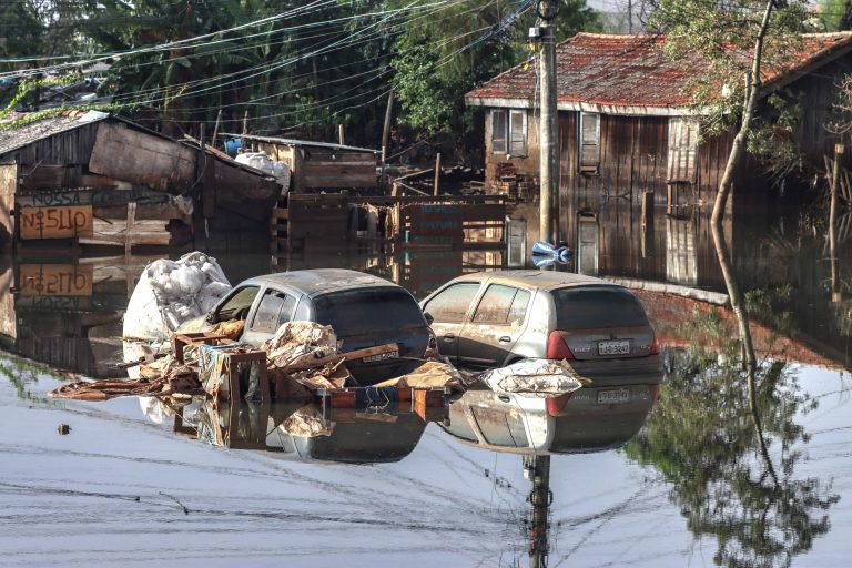 Proposta flexibiliza regras de licitações nos casos de calamidade