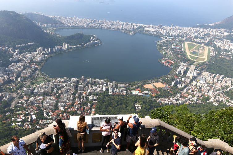 Gastos de estrangeiros no Brasil chegam a R$ 26 bilhões em 2024