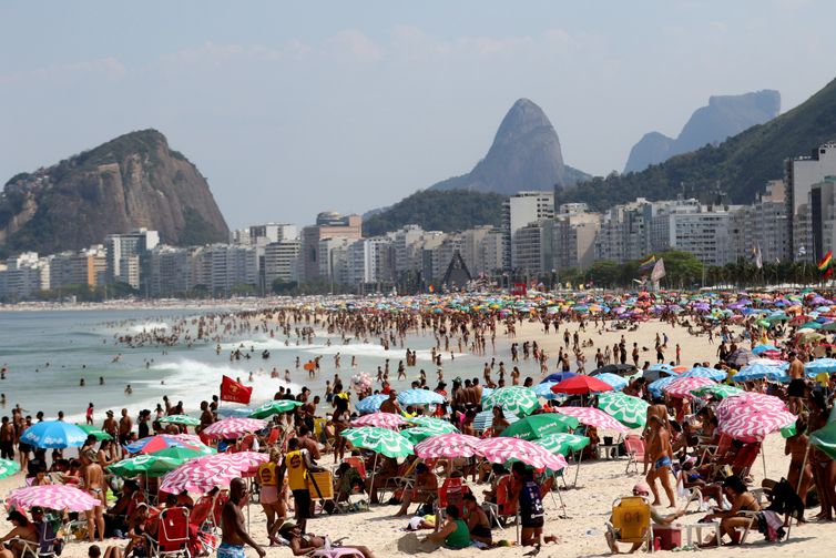 Justiça suspende Operação Verão na orla do Rio de Janeiro