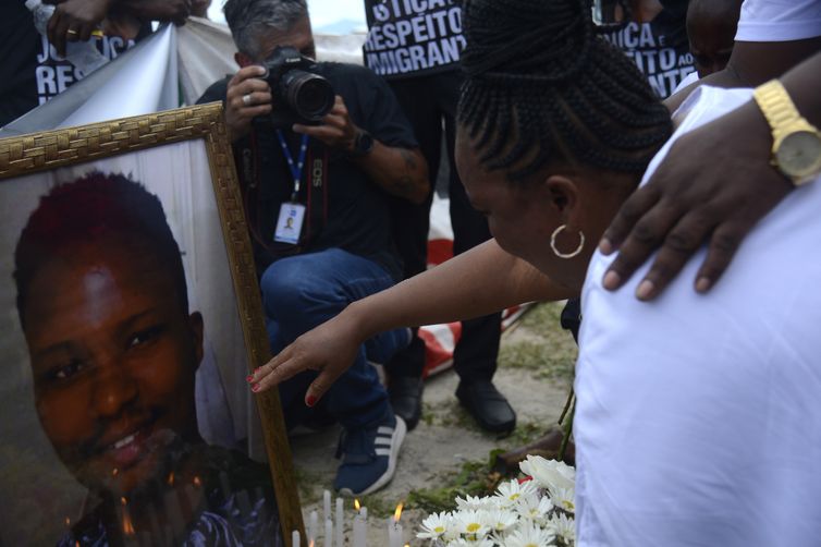 Justiça do Rio condena duas pessoas pela morte do congolês Moïse